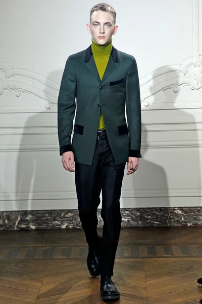 Look 5